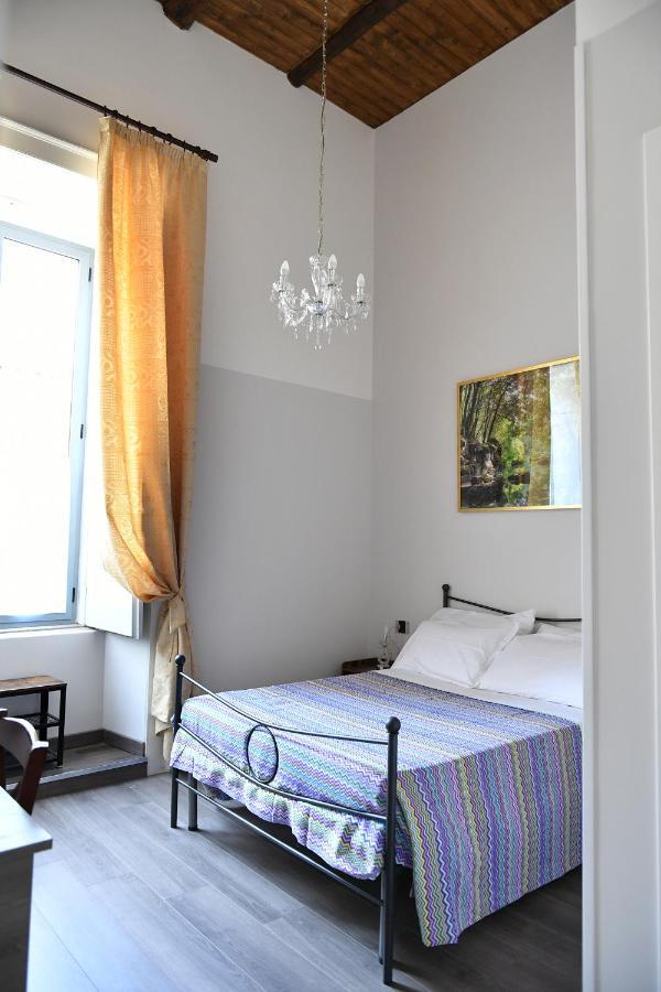 B&B A Due Passi Caserta Exterior photo